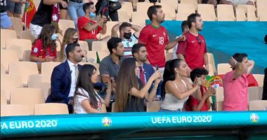 بلجيكا ضد البرتغال.. جورجينا تدعم كريستيانو رونالدو من مدرجات يورو 2020 (صور)