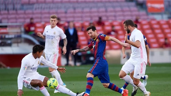 كلاسيكو السوبر الاسباني .. تحديد موعد المواجهة بين ريال مدريد وبرشلونة