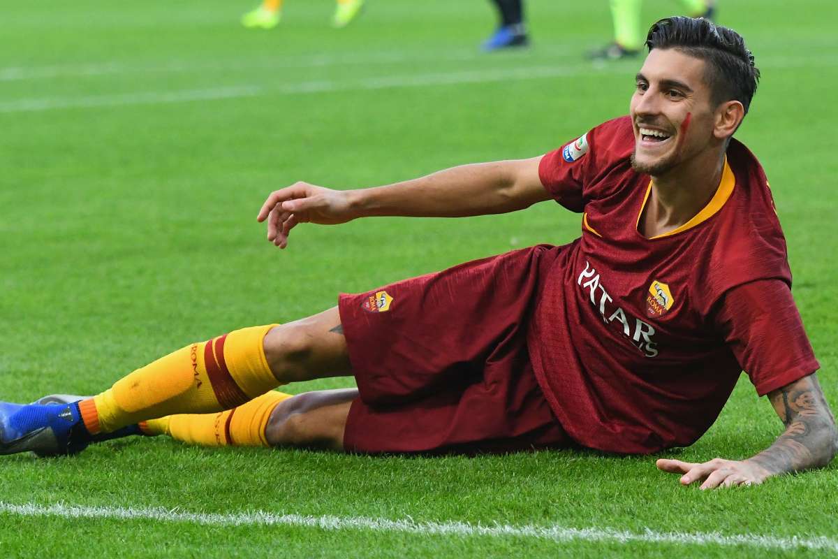 ليفربول يتقدم بعرض لشراء نجم روما لخلافة فينالدوم