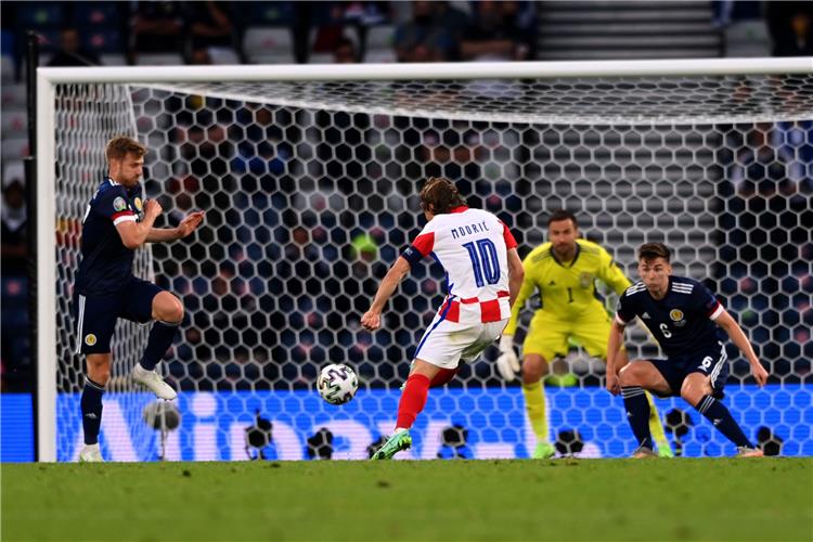 يورو 2020 .. منتخب كرواتيا يتأهل رفقة التشيك بعد الفوز على اسكتلندا بثلاثية(فيديو)