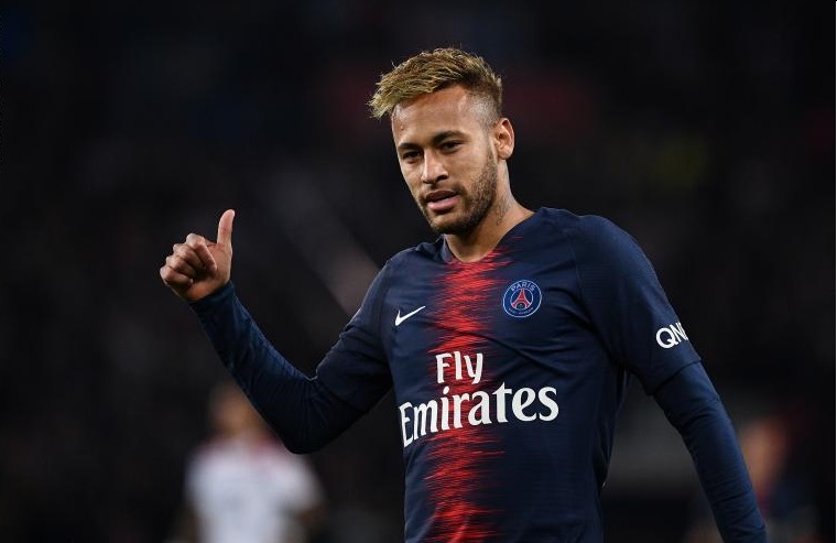 برشلونة ينهي نزاعه القضائي مع نيمار داسيلفا بطريقة ودية