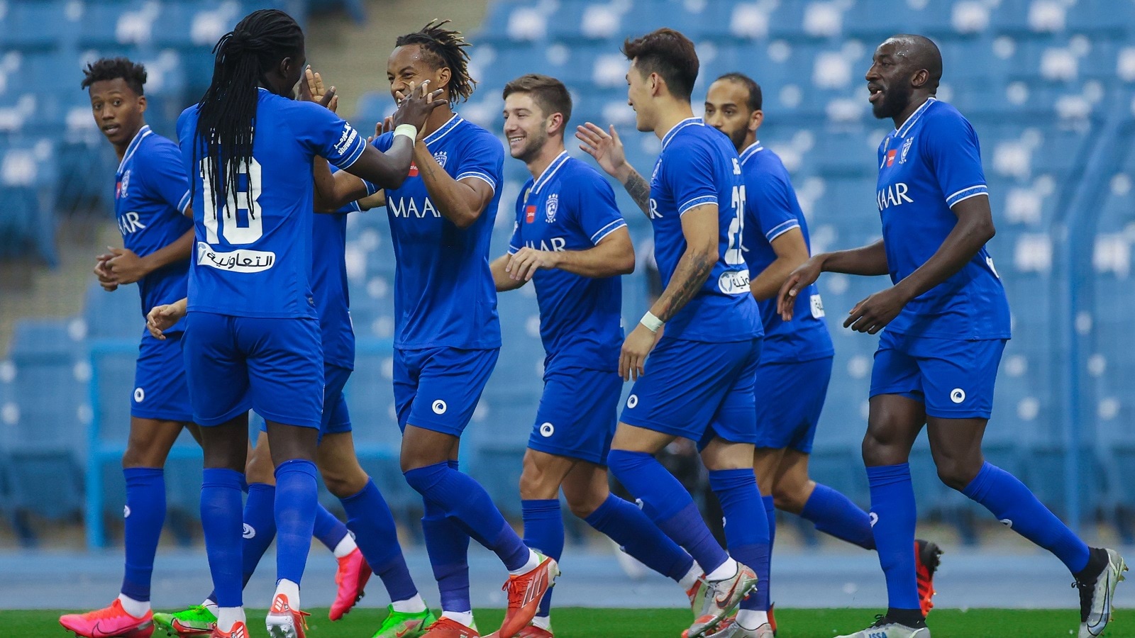 الهلال يستهل حملة الدفاع عن لقب الدوري السعودي أمام الطائى الليلة