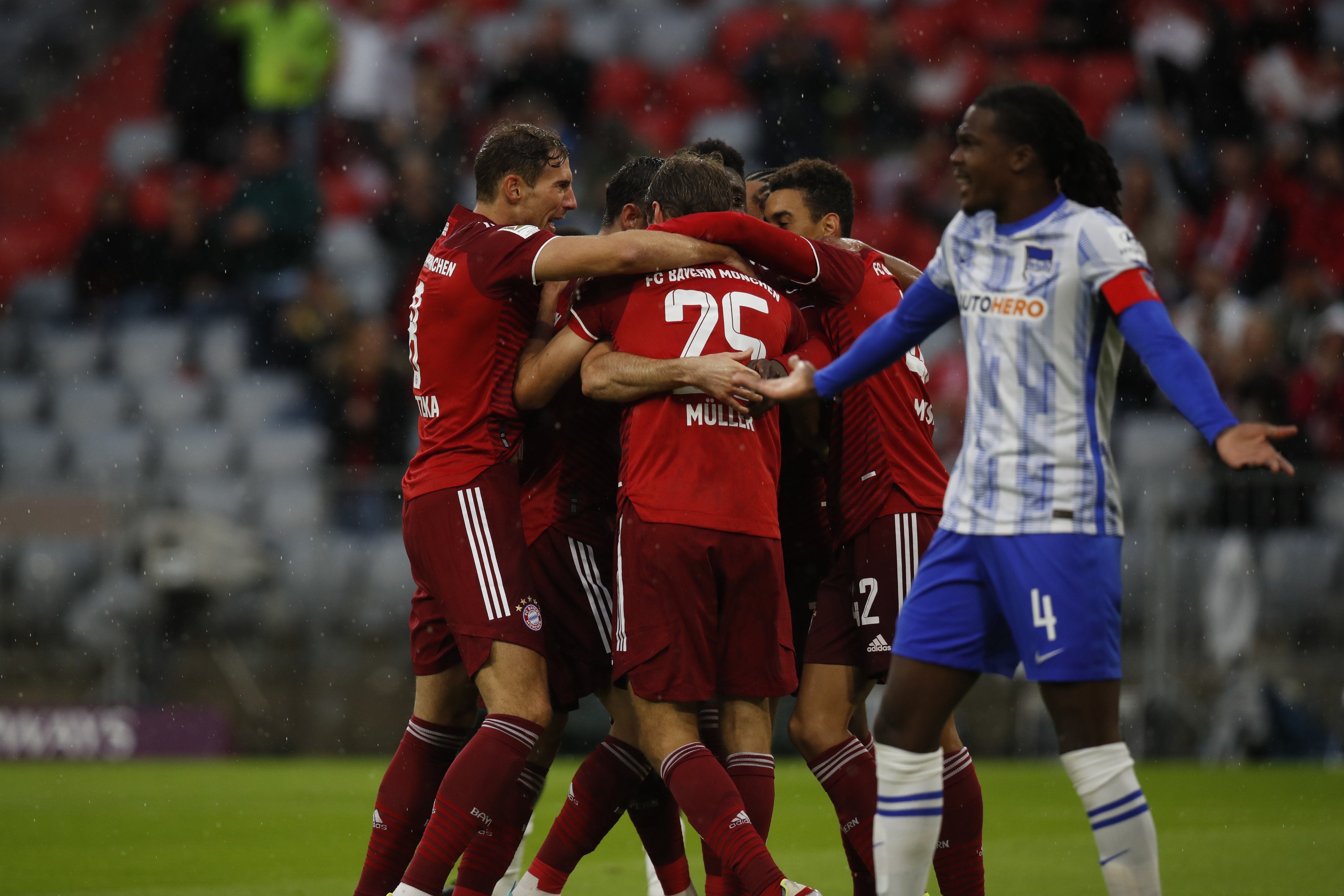 بايرن ميونخ يكتسح هرتا برلين 5-0 في الدوري الألماني (فيديو)