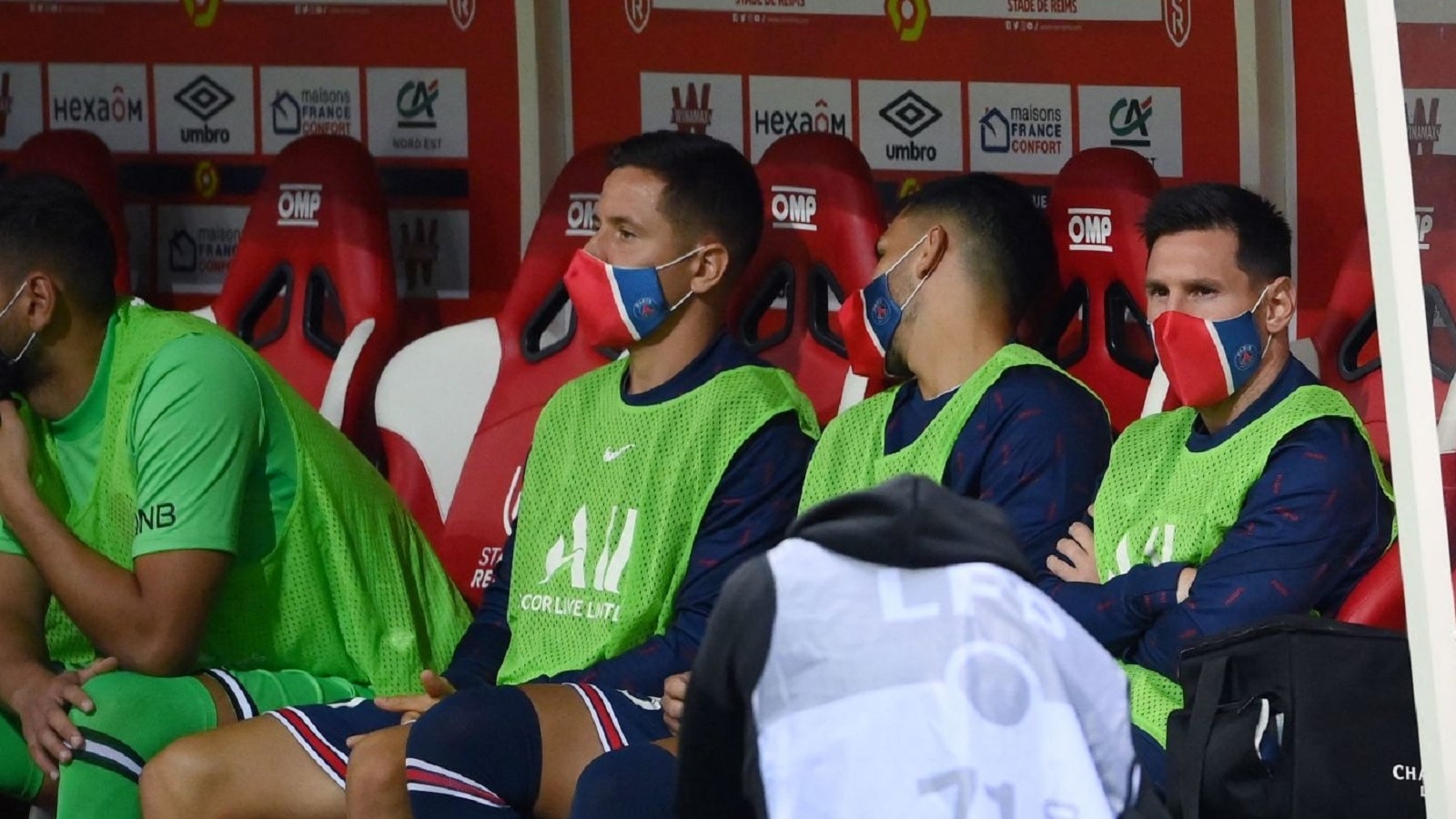 شاهد .. رد فعل ميسي بعد هدف مبابي في شباك ريمس (فيديو)