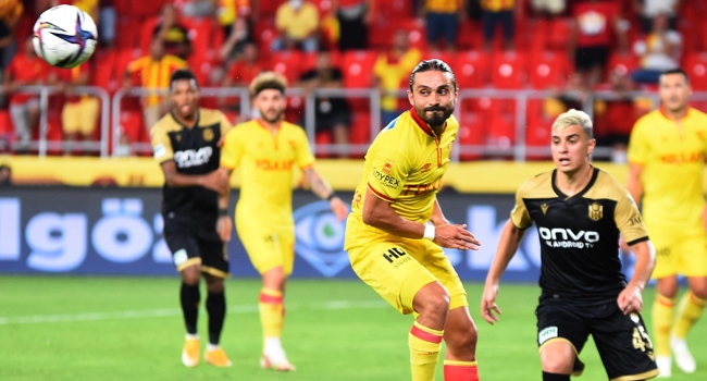 كريم حافظ يقود ملطية سبور للفوز الأول في الدوري التركي