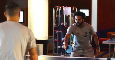 مدرب ليفربول يشيد بقدرات محمد صلاح البدنية: لا يُصدق.. مثل الألة