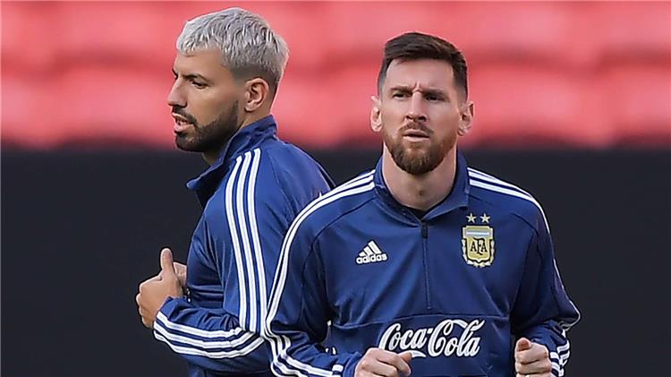 أجويرو يكشف سبب رفضه لقميص ميسي رقم (10) في برشلونة