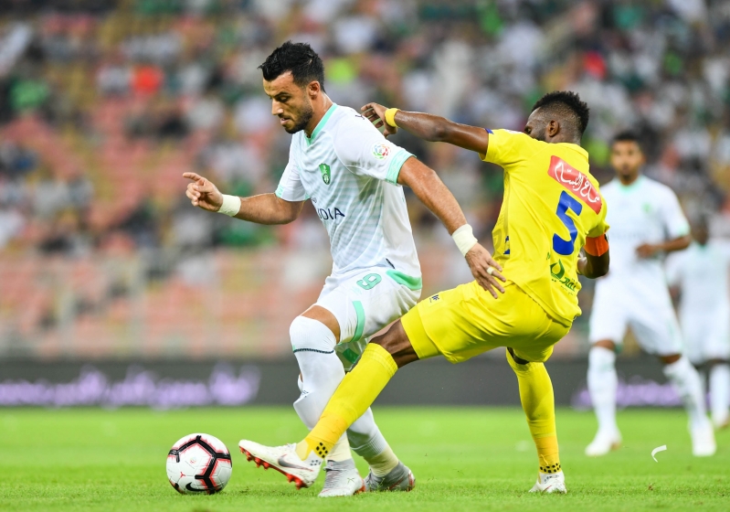 الأهلي يتعادل مع التعاون للمرة الرابعة على التوالي (فيديو)