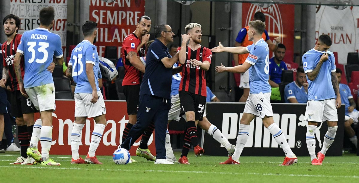 الاتحاد الإيطالي يوقف سارى مدرب لاتسيو مباراتين بعد طرده خلال مباراة ميلان