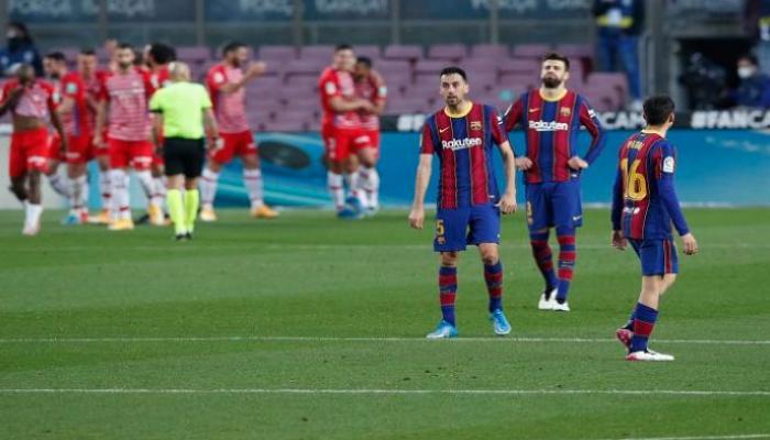 الدوري الإسباني .. برشلونة يخطف تعادلا قاتلا من غرناطة (فيديو)