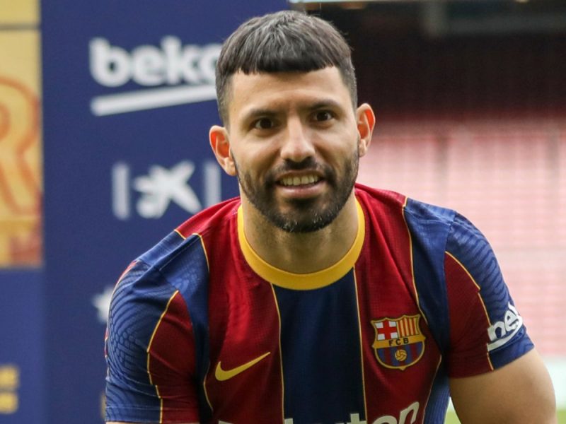 سيرجيو أجويرو يظهر لأول مرة مع برشلونة ضد فالنسيا فى الدورى الإسبانى