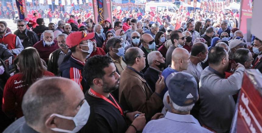انتخابات الأهلي : متعب يهتف لبيبو وشيما وزوجها تدعمان الخطيب ..استئجار 4 جراجات