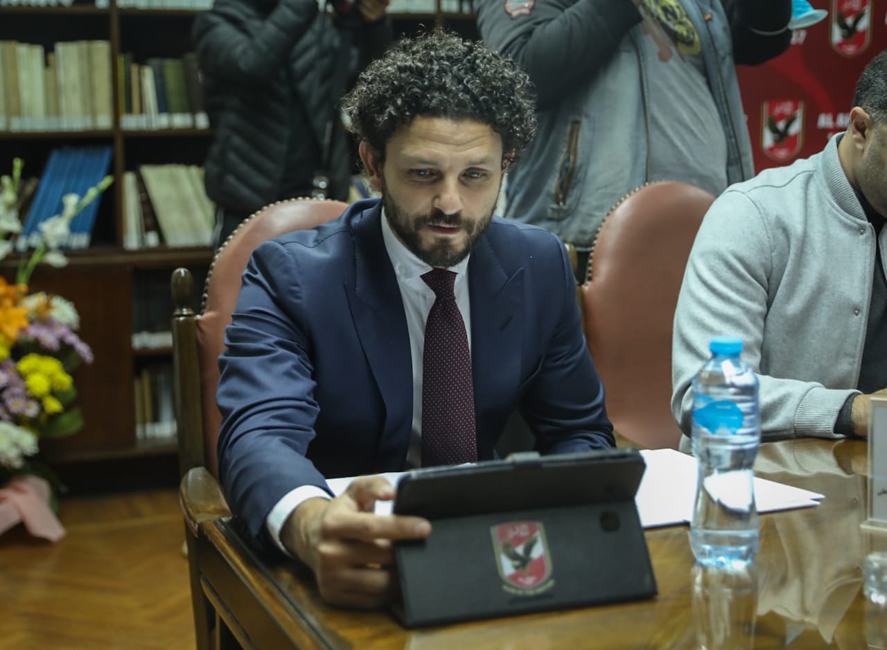 أخبار الأهلي: شوبير يكشف.. أزمة بسبب غالي.. واجتماع طارئ بين الخطيب وكولر