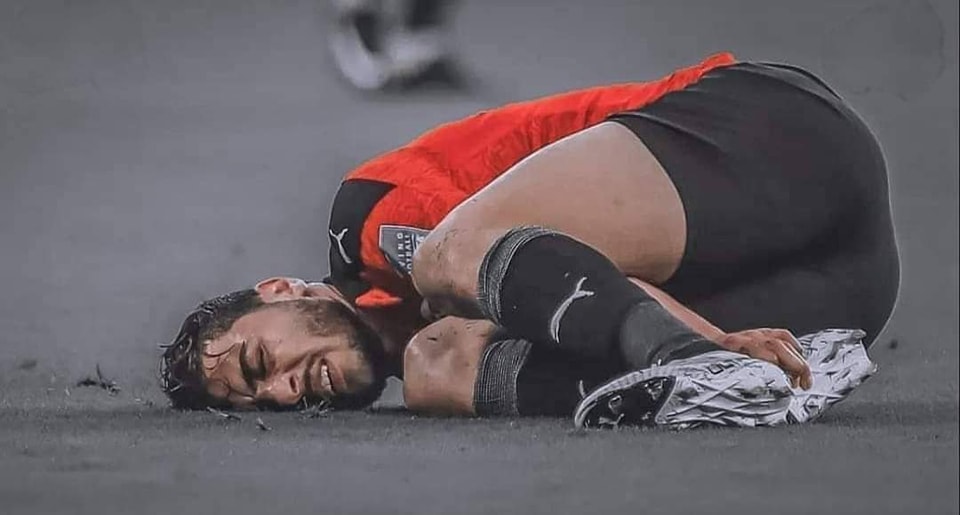 أخبار الأهلي: الأهلي يكشف موعد سفر أكرم توفيق إلى ألماني لإجراء جراحة الرباط الصليبي
