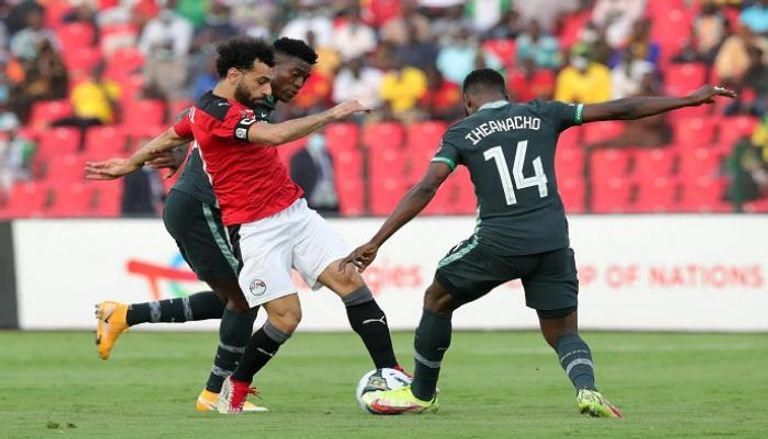 بلا فائدة بدون ليفربول .. صلاح يتعرض لأسواء هجوم بعد سقوط الفراعنة