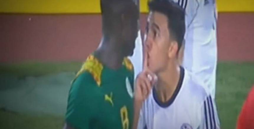 مدافع السنغال يوجه رسالة تحدى لصديقه تريزيجيه وينتظره فى نهائى أمم أفريقيا( فيديو )