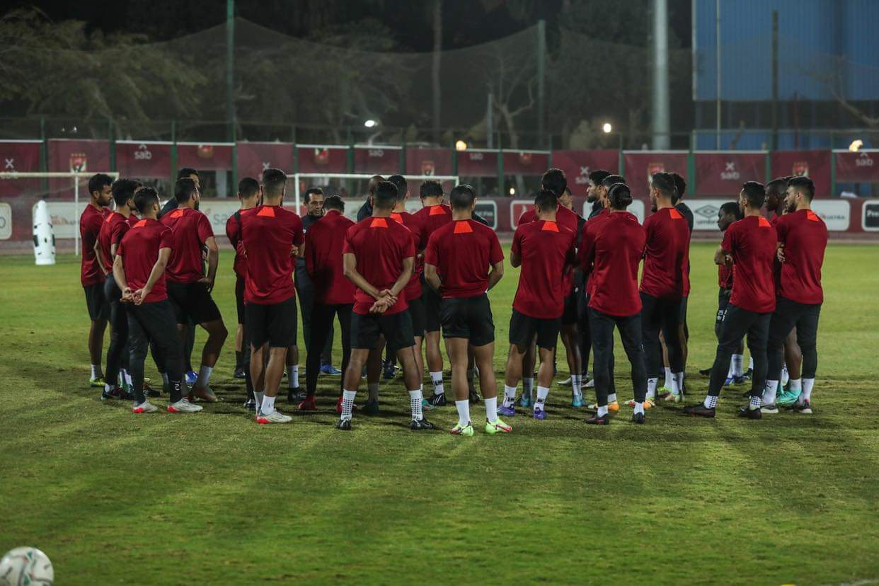 أخبار الأهلي: الفحص الطبي يكشف مصير لاعب الأهلي من مواجهة المصري البورسعيدي