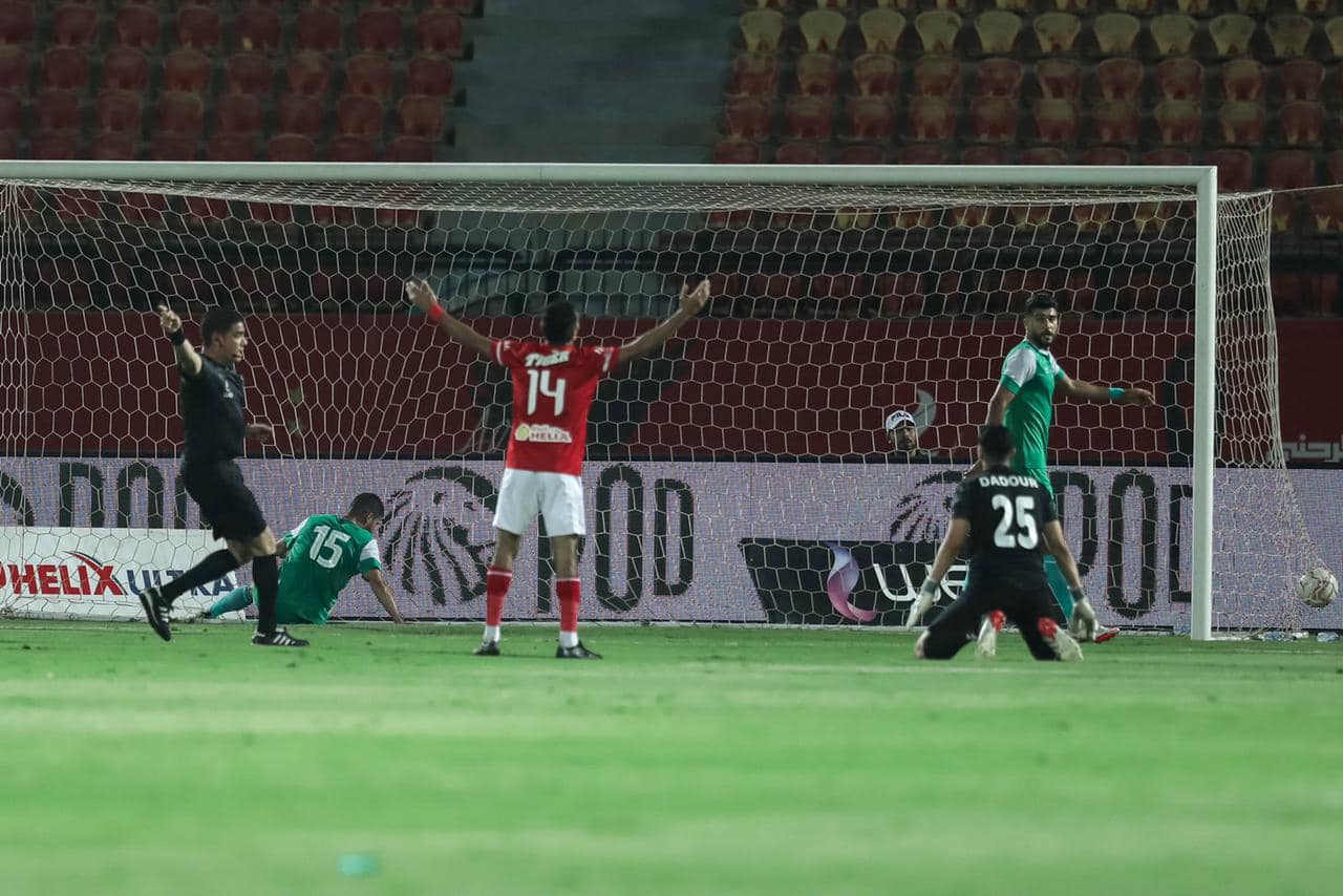 أخبار الأهلي: فيديو.. الأهلي يتقدم على إيسترن كومباني بثنائية في الشوط الأول