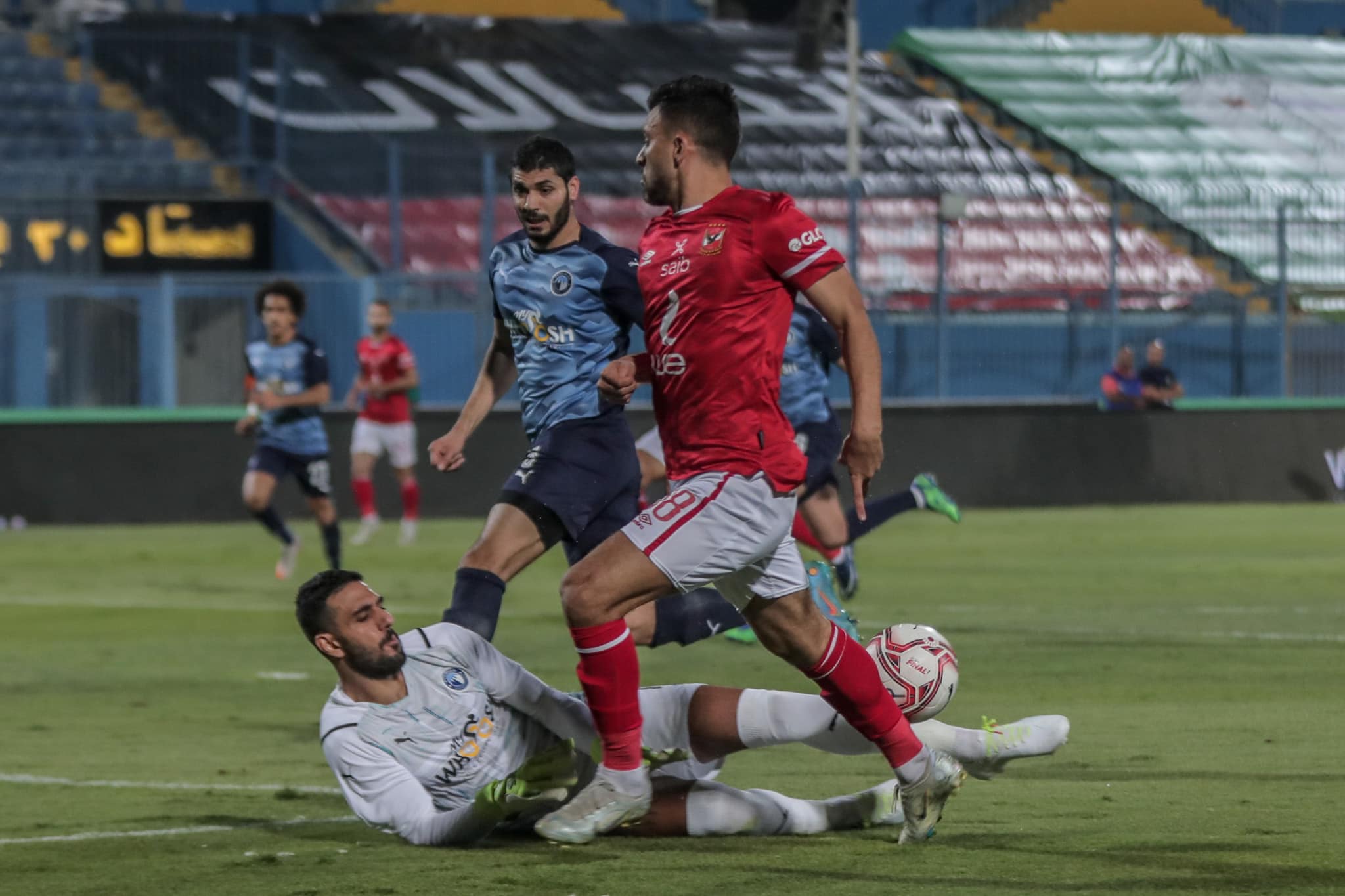 أخبار الأهلي : بيراميدز يعترض على نقل مباراة الأهلي لاستاد القاهرة في بيان رسمي
