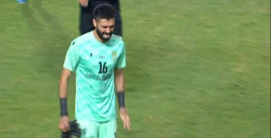 خبار الأهلي : شاهد ..حارس الأهلي المنتظر يدعم حارس الاتحاد السكندري قبل مباراة إيسترن كومباني