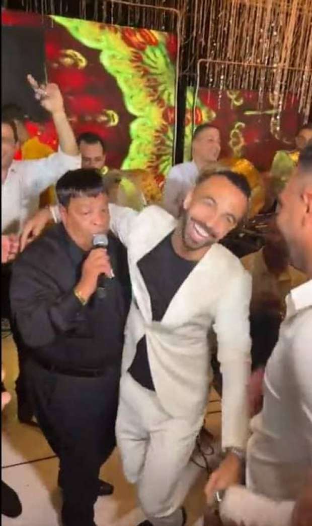 أخبار الأهلي : بعد ظهورهم فى حفل زفاف .. أول رد وقرار من الأهلي مع نجوم الفريق وسبب واحد ينقذهم