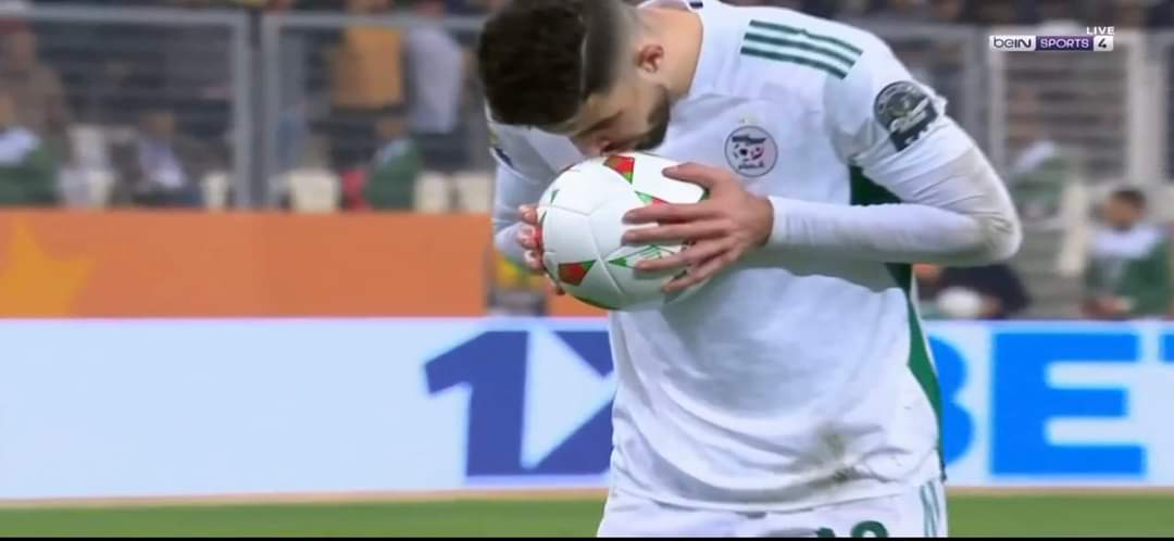 الجزائر تُحقق الفوز الأول في افتتاح كأس الأمم الإفريقية للمحليين 2022 بعد الفوز على منتخب ليبيا بهدف مقابل لاشئ.
