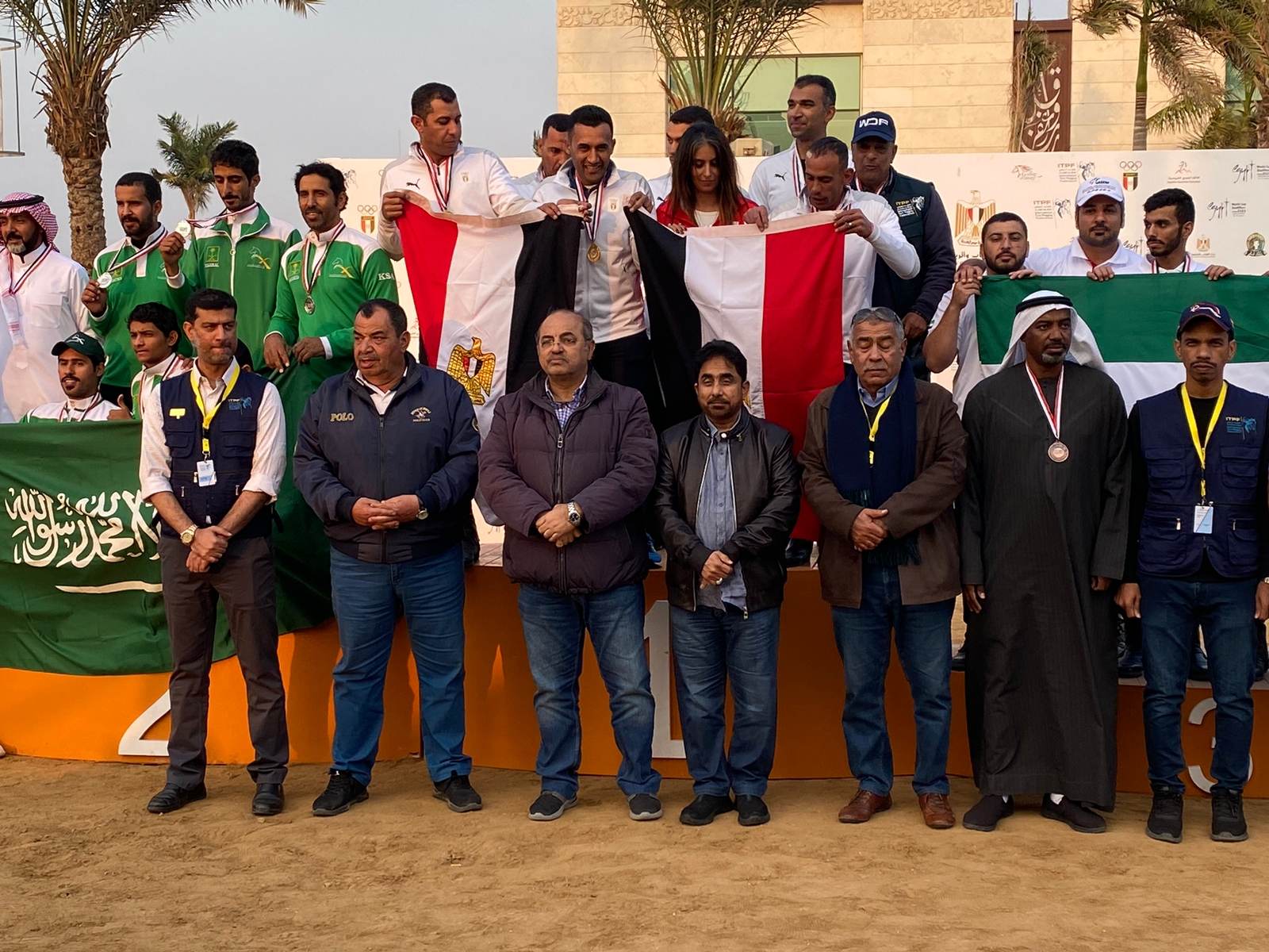 فرسان التقاط الاوتاد يعتلون قمة التصفيات المؤهلة لكأس العالم