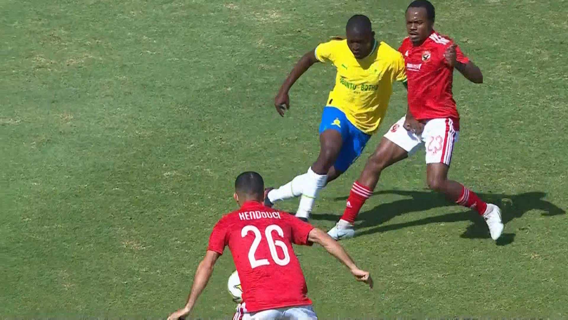 أخبار الأهلي: فيديو.. الأهلي يخسر من صن داونز ويصعب من موقفة في دوري الأبطال