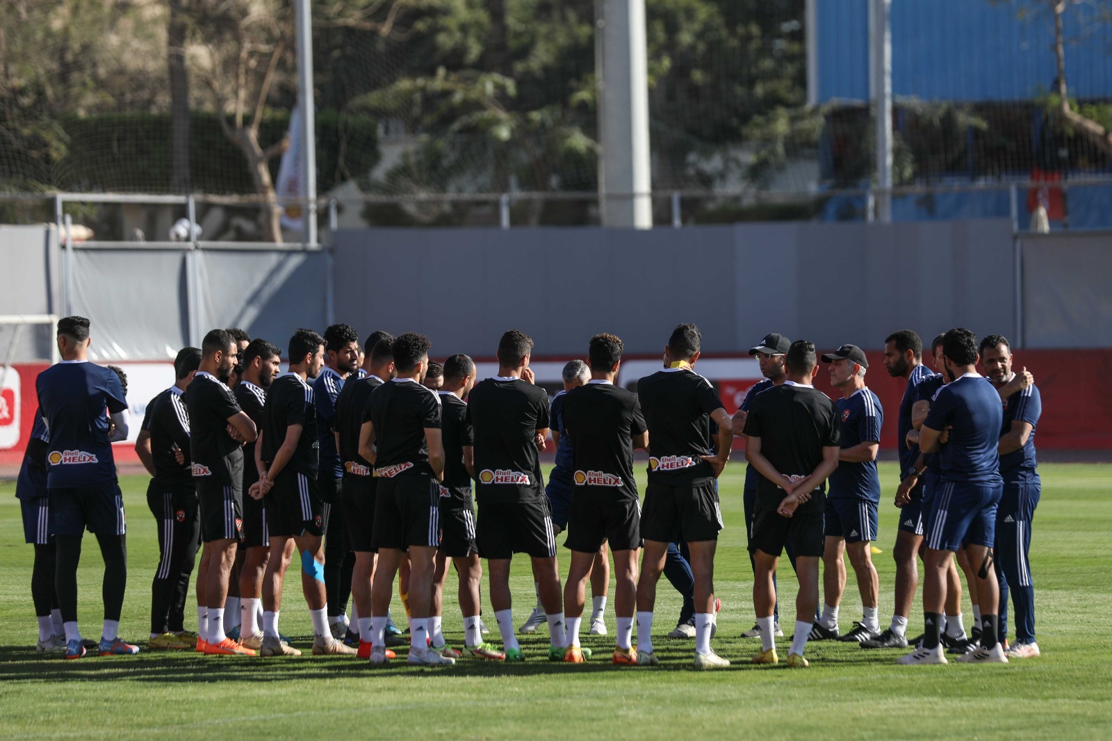 أخبار الأهلي : نجم الأهلي مهدد بالغياب عن مواجهة غزل المحلة