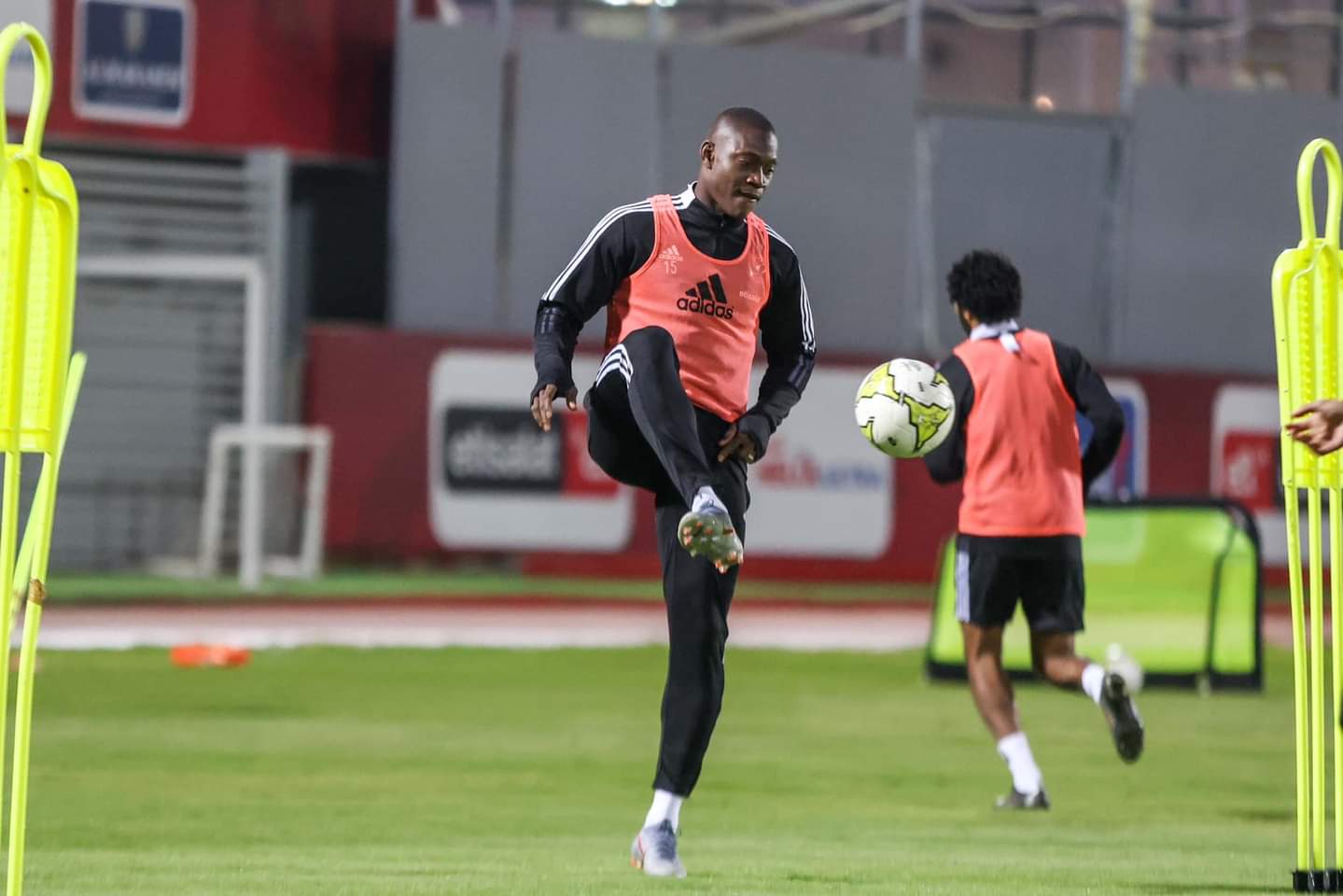 أخبار الأهلي : شوبير يكشف موقف الأهلي من رحيل اليو ديانج لتركيا