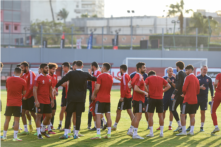 مدرب الأهلي الأسبق يتولى تدريب سيرفيت السويسري بداية من الموسم المقبل،