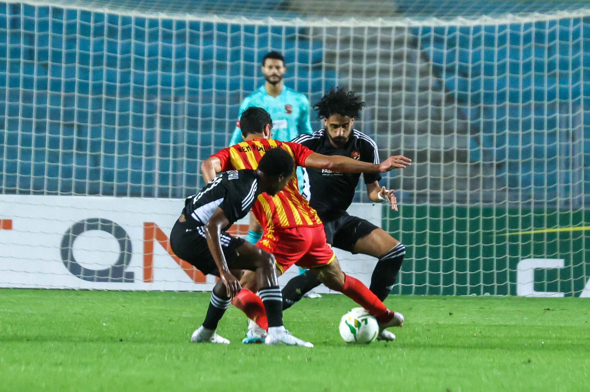 أخبار الأهلي : فيديو ..الأهلي يحسم الشوط الأول أمام الترجي بهدف عالمي للشحات