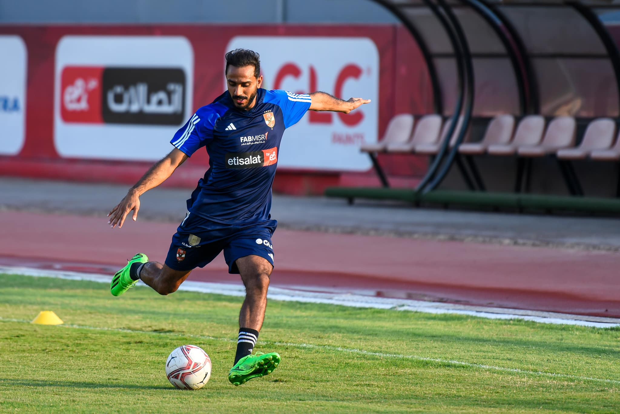 أخبار الأهلي : شاهد بالصورة ..عودة المياه لمجاريها بين كهربا وكولر