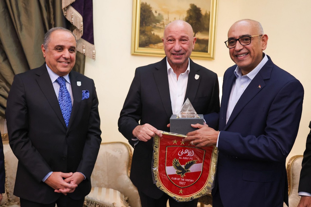 أخبار الأهلي: القنصل المصري بجدة: الأهلي واجهة مشرفة للرياضة المصرية