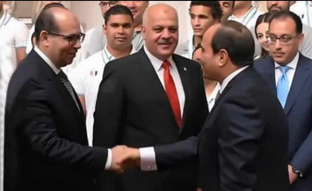 إدريس : نهدي الفوز بالدرع العام للبطولة الإفريقية للسباحة للشباب للرئيس السيسي
