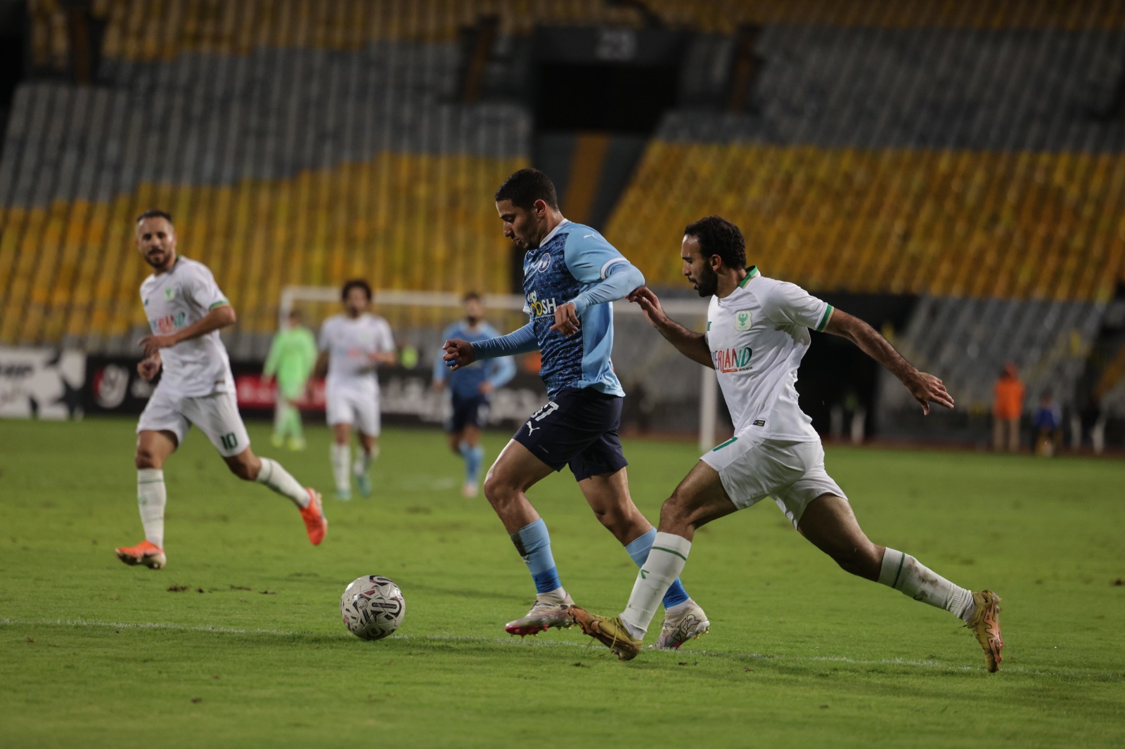 فيديو.. بيراميدز يقضي على طموح بيراميدز بثلاثية في كأس الرابطة