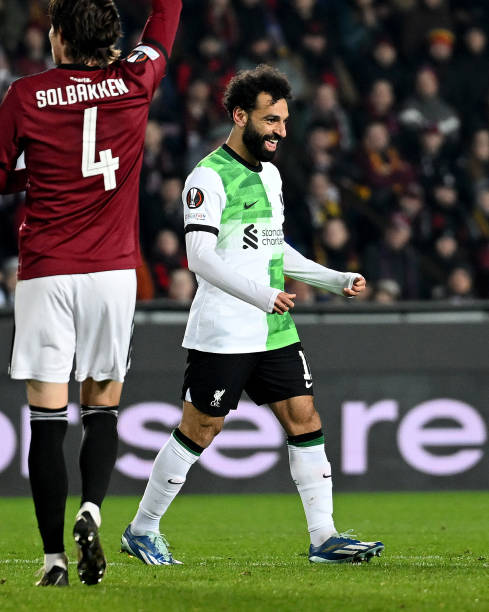 ليفربول يضع قدماً في ربع نهائي الدوري الأوروبي بعد تغلبه على مضيفه سبارتا براغ بخماسية بحضور مو صلاح