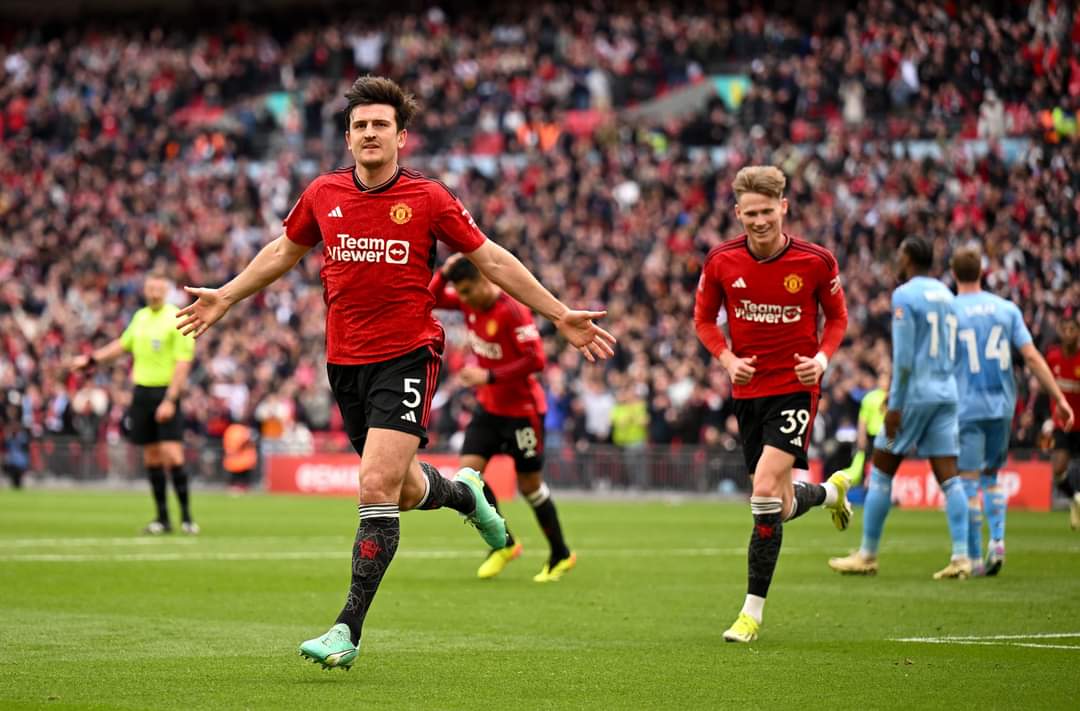 مو صلاح يشارك بعد تقدم ليفربول بثلاثية على فولهام فى الدورى الإنجليزى. … مان_يونايتد يتأهل لنهائي كأس انجلترا بضربات الترجيح علي حساب كوفنتري سيتي ….باير ليفركوزن يتعادل فى الدقيقة الأخيرة ’98 مع بوروسيا دورتموند ليستكمل سلسلة اللاهزيمة