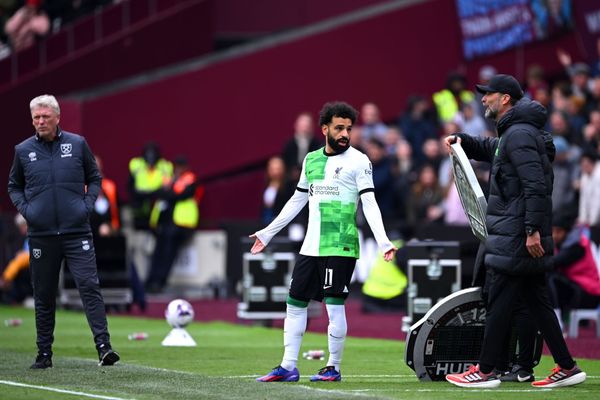 تصريح مفاجئ من جيرارد بشأن إمكانية انتقال محمد صلاح للدوري السعودي