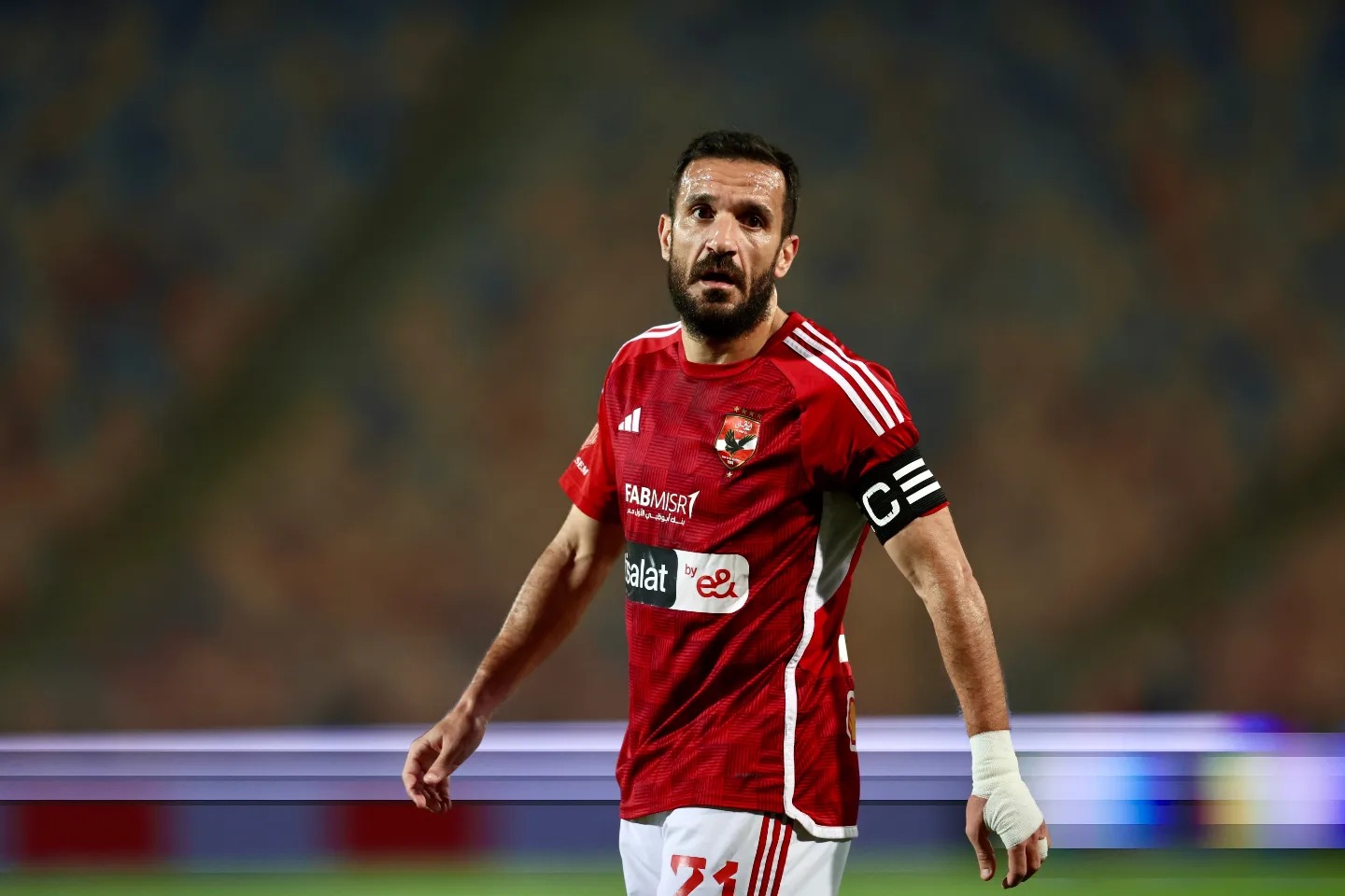 أخبار الأهلي: بفرمان من الخطيب.. محمد رمضان يحتوي غضب معلول