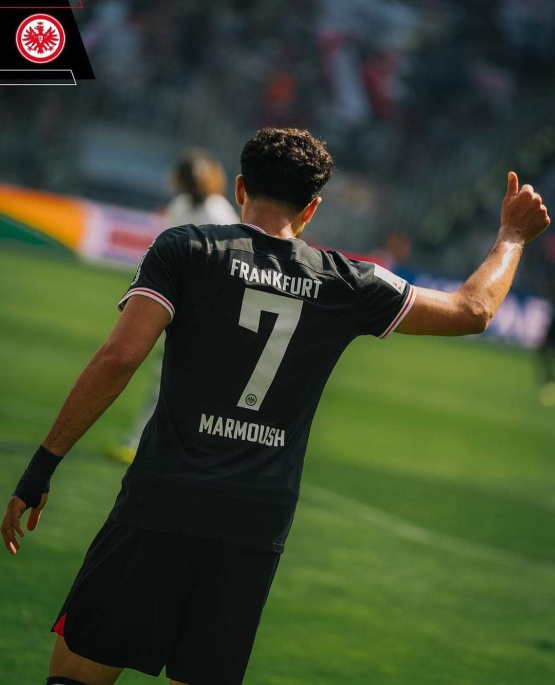 بمشاركة عمر مرموش فريقه فرانكفورت يتعادل خارج ملعبه ضد بوروسيا مونشنجلادباخ 1 / 1 في الدوري الألماني