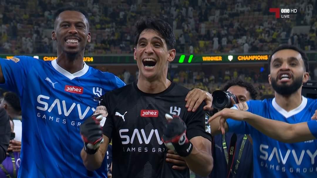 بركلات الترجيح- الهلال يفوز على النصر ويتوج بلقب كأس خادم الحرمين الشريفين