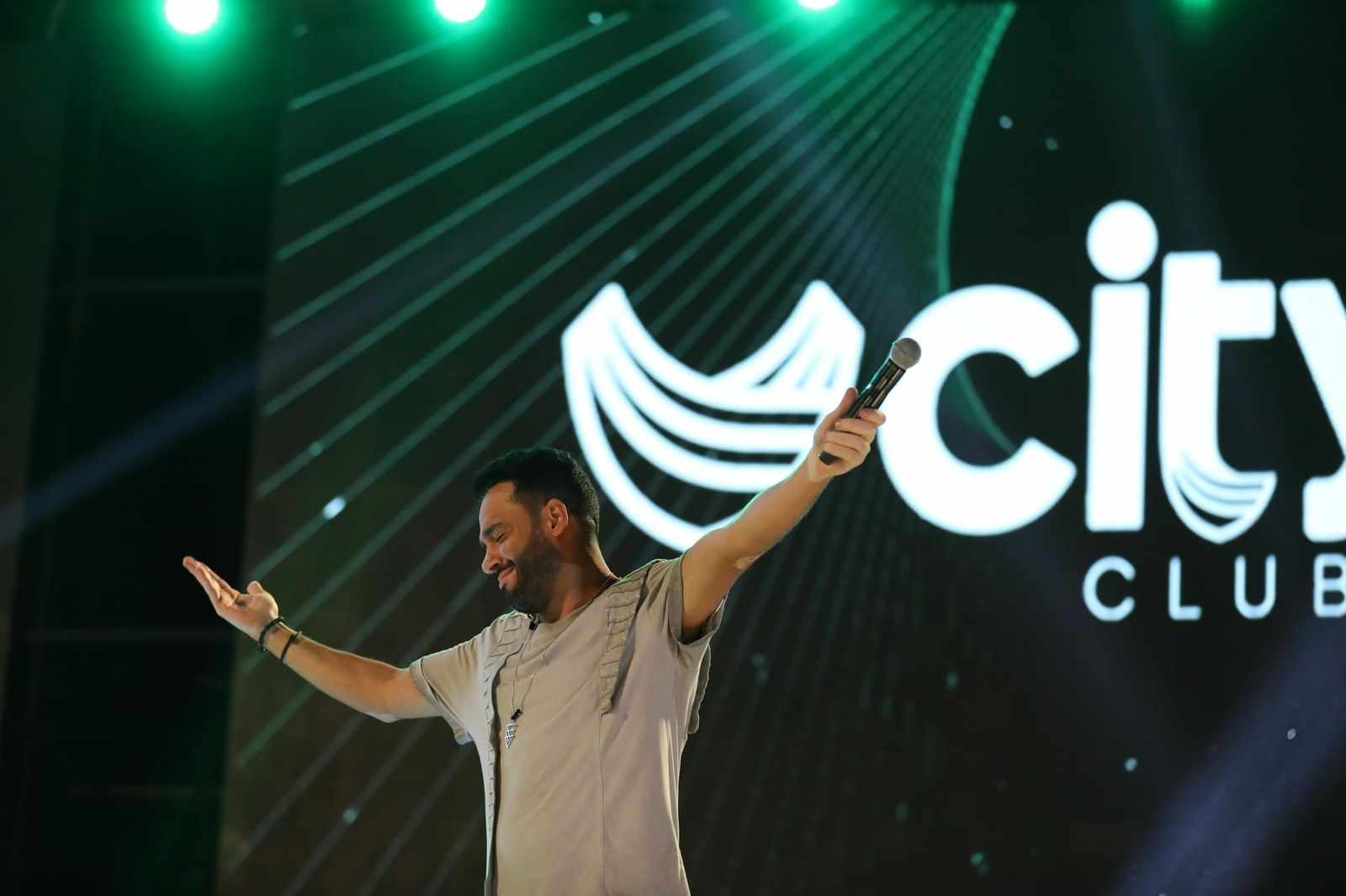 مفاجآت city Festival مستمرة.. حكيم ونيكول سابا ورامي جمال يشعلون حفل سيتي كلوب كفر الشيخ بحضور 40 ألفا