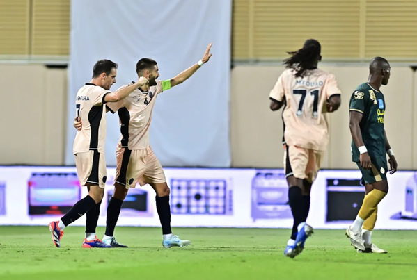 غياب محمد شريف ومشاركة ديانج.. الخليج يحقق فوزه الثاني بالدوري السعودي أمام الخلود … الشباب يسقط أمام ضمك في دوري روشن غياب طارق حامد