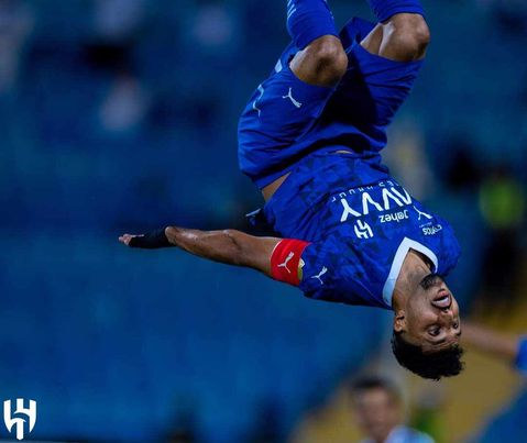 حمدي فتحي يشارك في خسارة الوكرة أمام الدحيل … الهلال يهزم الرياض بثلاثية الدوسرى … بدون أحمد عبد القادر.. قطر يخسر من الأهلي
