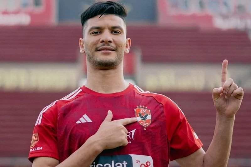الأهلي يستشير خبير نمساوي عن إصابة اشرف داري..اعرف السبب
