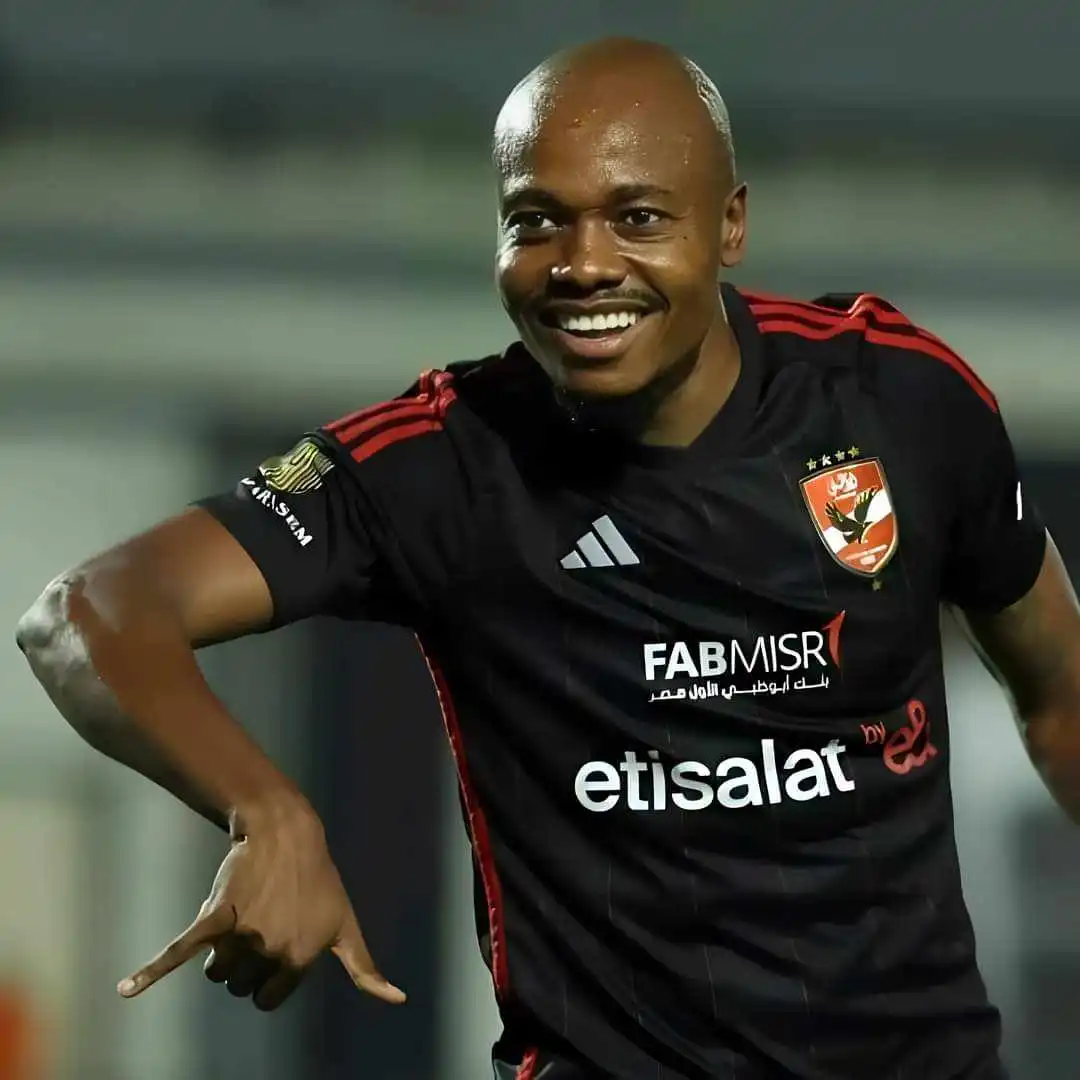 الأهلي يستقر علي فسخ التعاقد مع بيرسي تاو..اعرف السبب