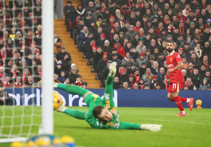 صلاح يقود ليفربول بفوز كبير علي ليستر سيتي في الدوري الانجليزي