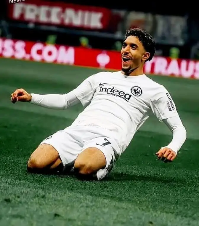 موعد مباراة فرانكفورت ضد اوغسبورغ في الدوري الالماني والقنوات الناقلة