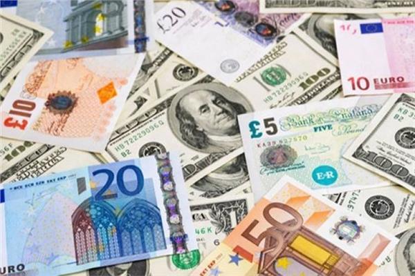 هبوط أسعار العملات في السوق السوداء اليوم في مصر الأربعاء 22 يناير 2025
